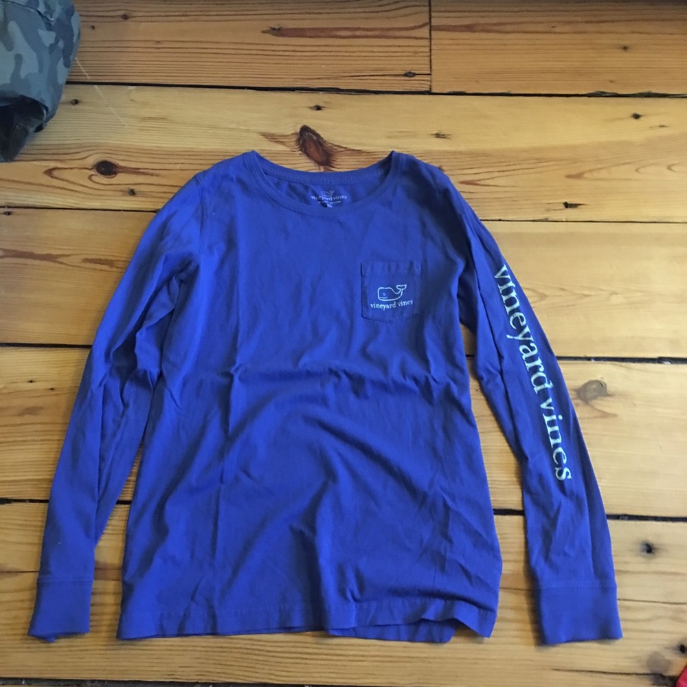 Vineyard Vines Blue shirt XS long sleeve
